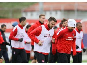 Futbolcular Antrenmana Üzgün Çıktı