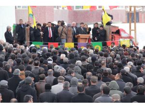 Bdp Eş Genel Başkanı Selahattin Demirtaş: