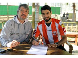 Adanaspor Fahri Akyol İle 1,5 Yılık Sözleşme İmzaladı