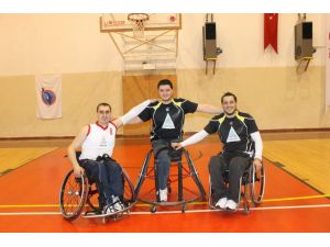 Yosk 3 Oyuncusunu Milli Takıma Gönderdi
