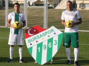 Bursaspor Devre Arasında 9 Futbolcuyla Kadrosunu Güçlendirdi