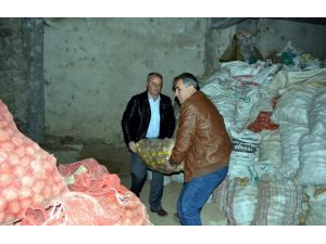 Patates Üzerinde Oyunlar Oynanıyor