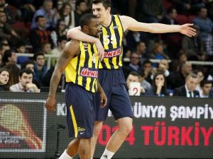 Fener Potada Güldü