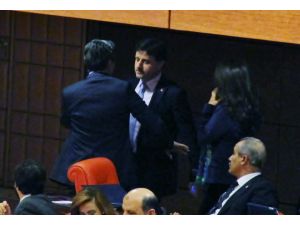 Genel Kurul’da “Sana Ne” Tartışması