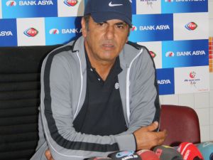 Kayseri Erciyesspor - Denizlispor Maçında Saat İsyanı