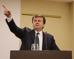 Erkoç İhlas Ailesiyle Buluştu  