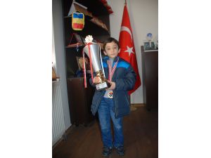 Türkiye’yi Dünya Şampiyonasında Temsil Edecek