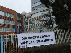 Priştine Üniversitesindeki Durum Kosova Meclisinde