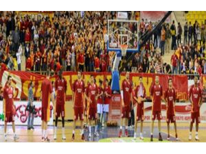 Cimbom Yarı Finalde