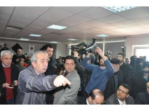 Bakanı Konuşturmadılar