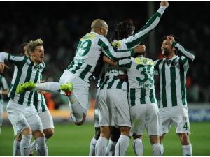 Bursaspor Liderlik Peşinde
