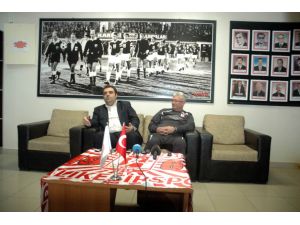 Balıkesirspor, Kendi Evinde İlk Gece Maçına Çıkacak