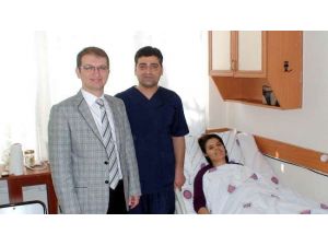 Karnından 1,5 Kilo Tümör Çıktı