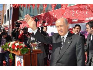 Bahçeli: “Çözüm, Sokakta Değil Demokrasi İçerisindedir