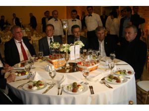 Bursasporlu Taraftarlardan Birlik Ve Beraberlik Yemeği