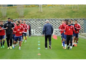 Kasımpaşa, Fenerbahçe Maçının Hazırlıklarını Sürdürüyor