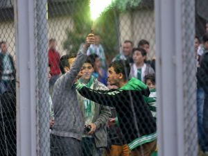 Bursaspor Taraftarı Sevgililer Gününde Tesislere Akın Etti