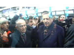 Açılışa Eseriyle Gitti