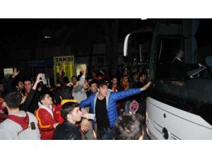Galatasaray Krallar Gibi Karşılandı