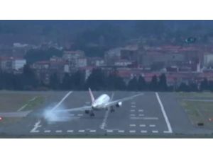 Thy Uçağı Büyük Tehlike Atlattı