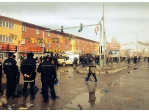 Aralarında Vekillerin De Bulunduğu Gruba Saldırı