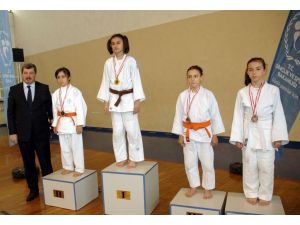 Anadolu Ligi 1. Grup Judo Müsabakaları Edremit’te Başladı