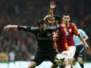 Aslandan Tek Atış