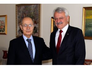 Başkan Tanık, Ahmet Necdet Sezer İle Bir Araya Geldi