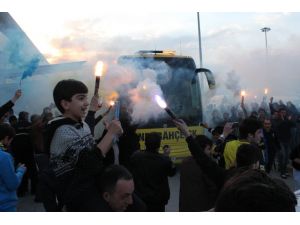 Fenerbahçe Elazığda Coşkuyla Karşılandı