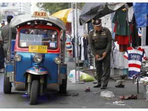 Hükümet Karşıtı Gösteride Bombalı Saldırı: 3 Ölü