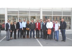 İnegöllü Mobilyacıların Katar Çıkarması