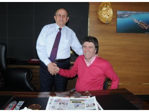 Cemal Yeşilyurttan Samsunspora Maddi Destek