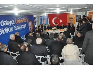 Ak Partili Hilmi Türkmen, Üsküdarlı Kadınlarla Bir Araya Geldi