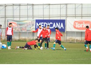 Torku Konyaspor’da Trabzonspor Maçı Hazırlıkları Sürüyor