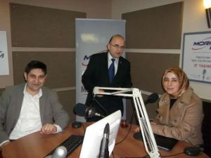 Dinlemeler Bir Kurgu İçerisinde Hareketi Gösteriyor”