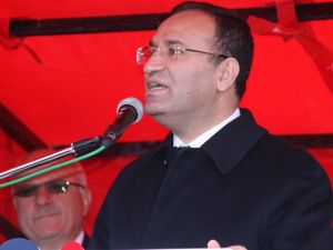 Adalet Bakanı Bekir Bozdağ: