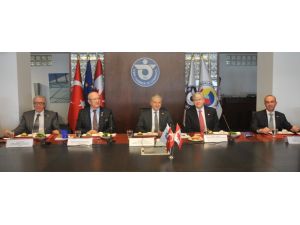 Kanadayla Ticari İlişkiler Artırılacak