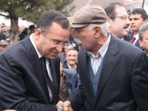 Adalet Bakanı Bekir Bozdağ: