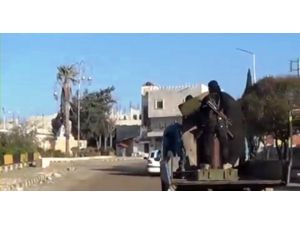 Halep Halkı Işidin Kentten Çekilişini Kutladı