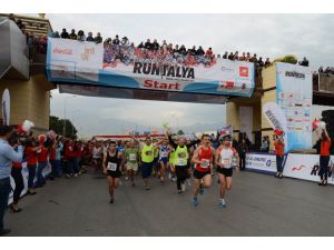 9. Uluslararası Runtalya Maratonu