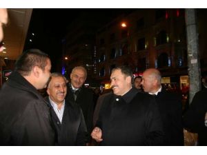 Bakan Eroğlu’ndan Üniversiteli Kızlara Esprili Cevap