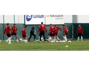 Şanlıurfaspor Milli Takımı Ağırladı