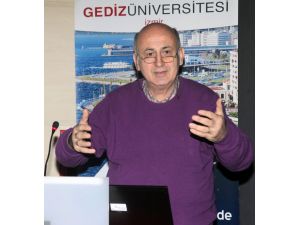 Prof.dr. Uyar: Türkiye Güneş Ve Rüzgar Zengini