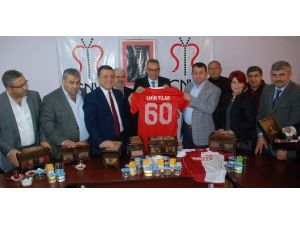 Koşar: Trabzonlular Bütün Fenerbahçelileri Bağırlarına Basacaklardır