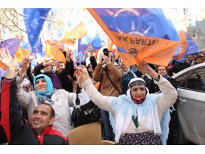 Emrullah İşler’den ‘Çete’ Benzetmesi