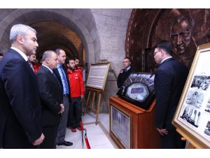 A Milli Takım, Anıtkabir’i Ziyaret Etti