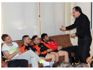 Adanasporlu Oyunculara Oyun Kuralları Anlatıldı