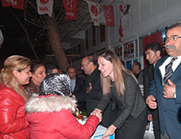 Mahallelerde Akgemci Ve Nergiz Coşkusu