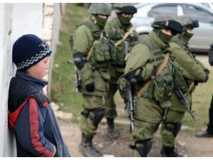 Rus Silahları Gölgesinde Yürek Burkan Bakışlar