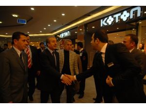 Bakan Eker’den Ninova Park Esnafına Ziyaret